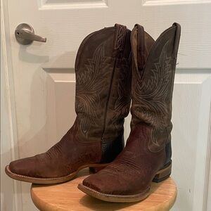 Ariat Men's Distressed Brown Western Boots 8D worn